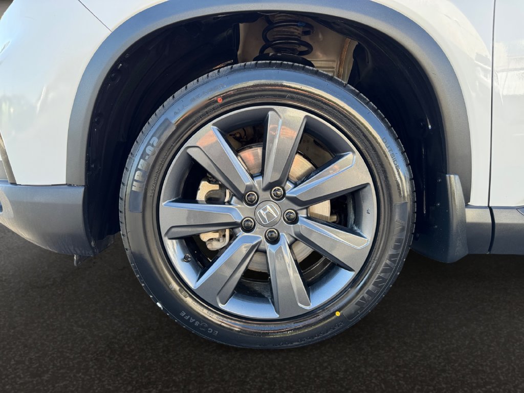 Used 2023 Honda Pilot Sport image 9