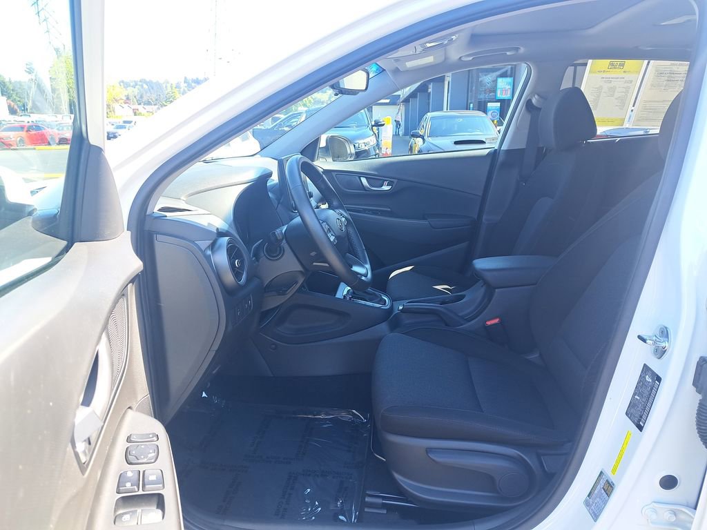 Used 2022 Hyundai Kona SEL w/ Convenience Package AWD/4WD image 11