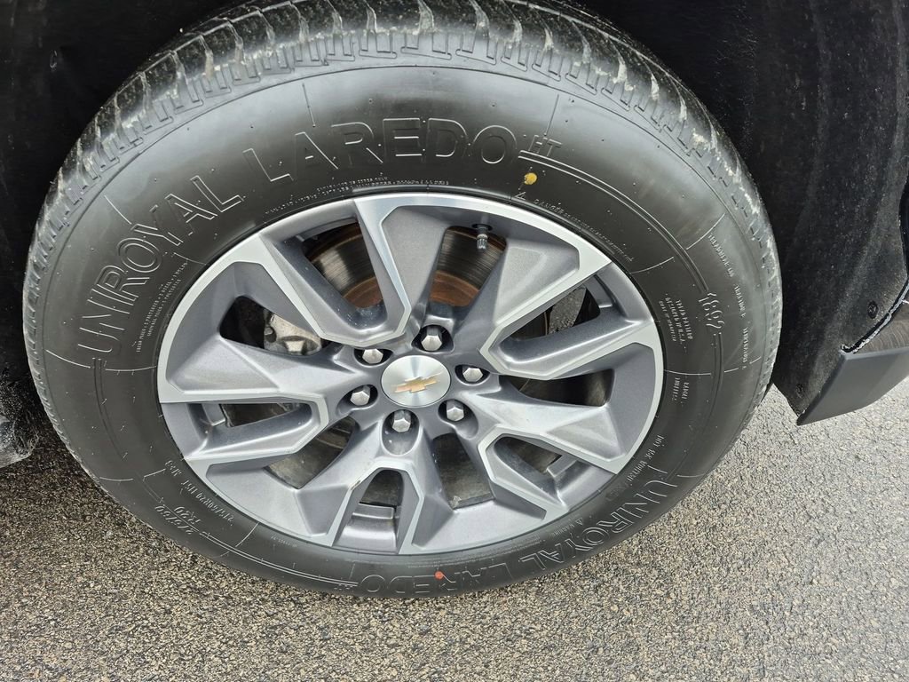 Used 2021 Chevrolet Tahoe LT w/ Rear Media and Nav Package image 17