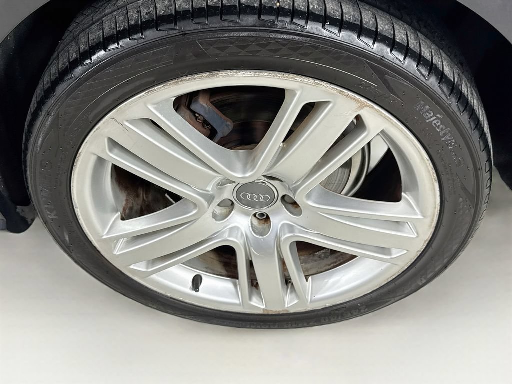 Used 2013 Audi A4 Prestige AWD/4WD image 39