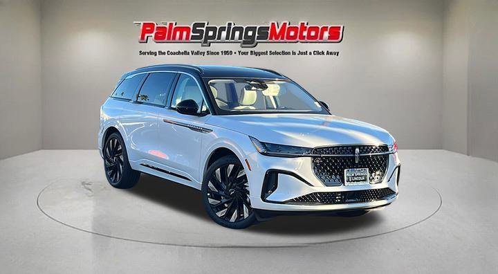 New 2026 Lincoln Nautilus Black Label w/ Jet Appearance Package image 1