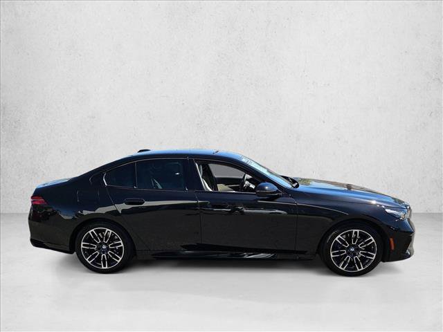 Used 2024 BMW 530i xDrive w/ M Sport Package AWD/4WD image 4