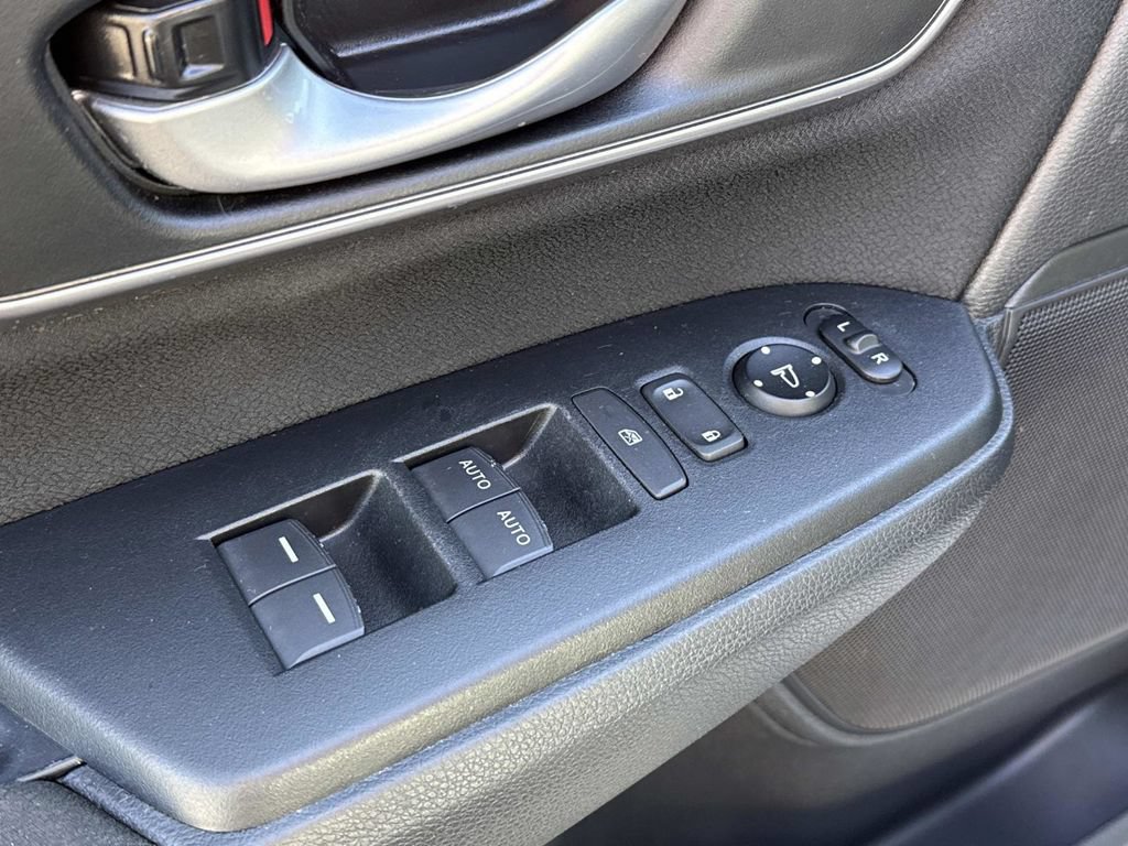Used 2021 Honda CR-V EX image 18