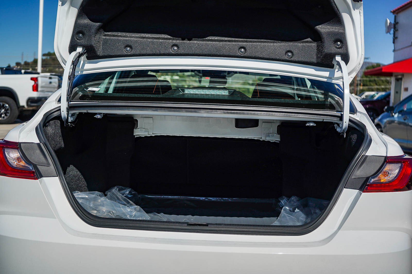 New 2026 Toyota Camry SE image 13