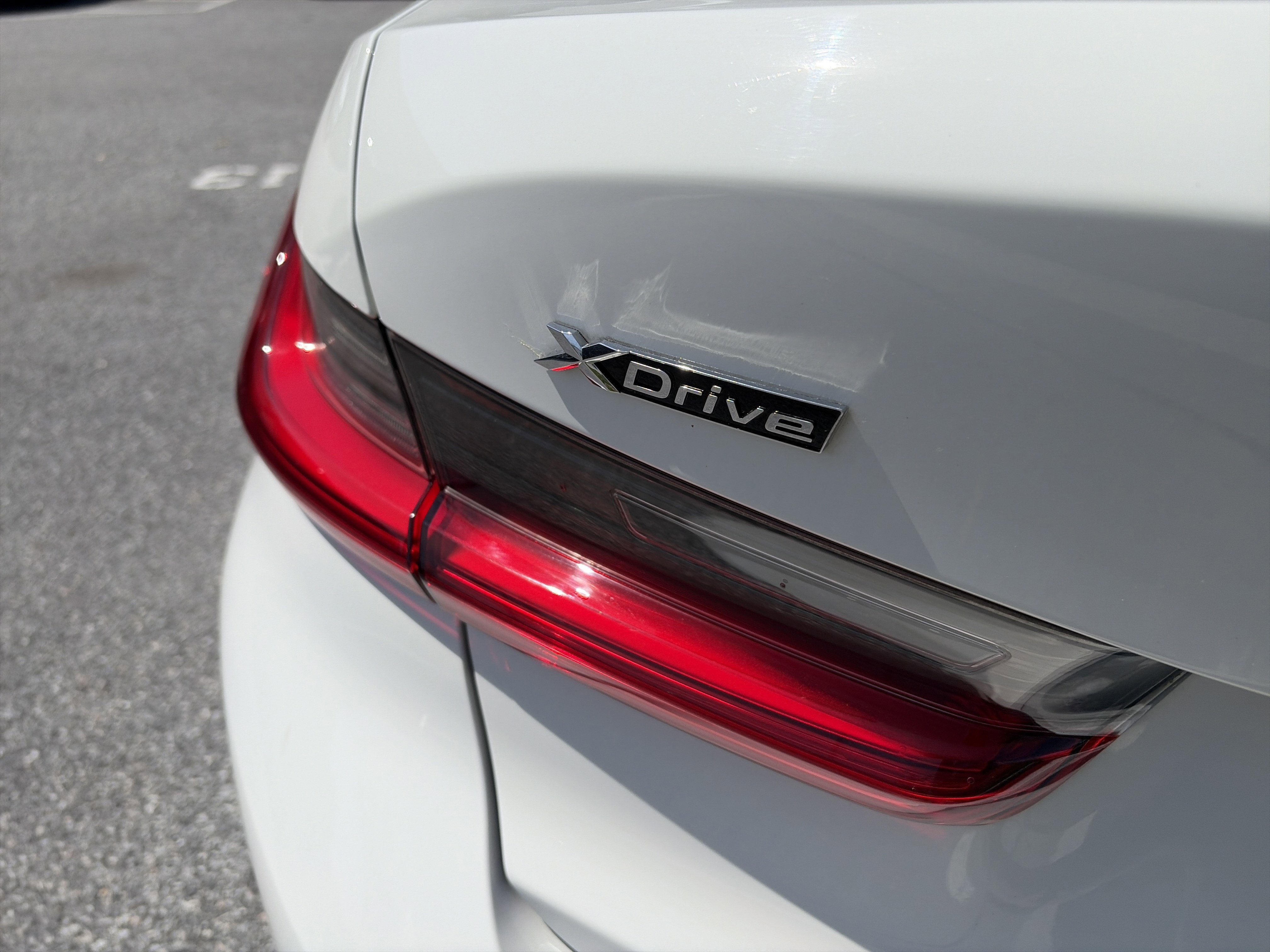 Used 2020 BMW 330i xDrive Sedan w/ Convenience Package image 6