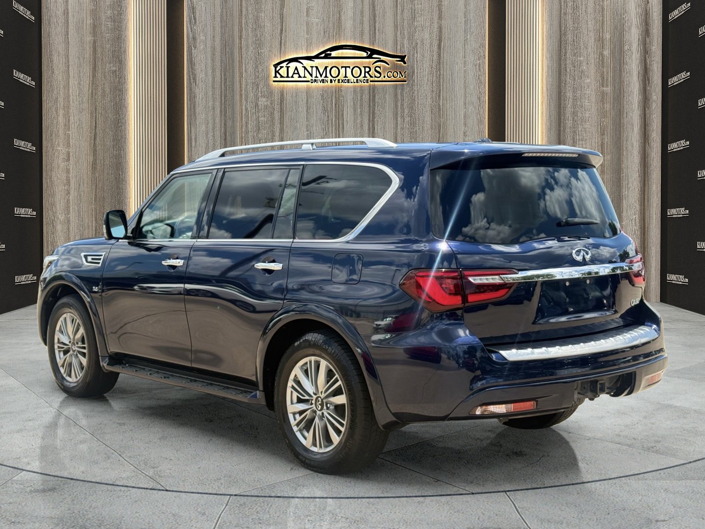 Used 2020 INFINITI QX80 Luxe w/ Proassist Package RWD image 5