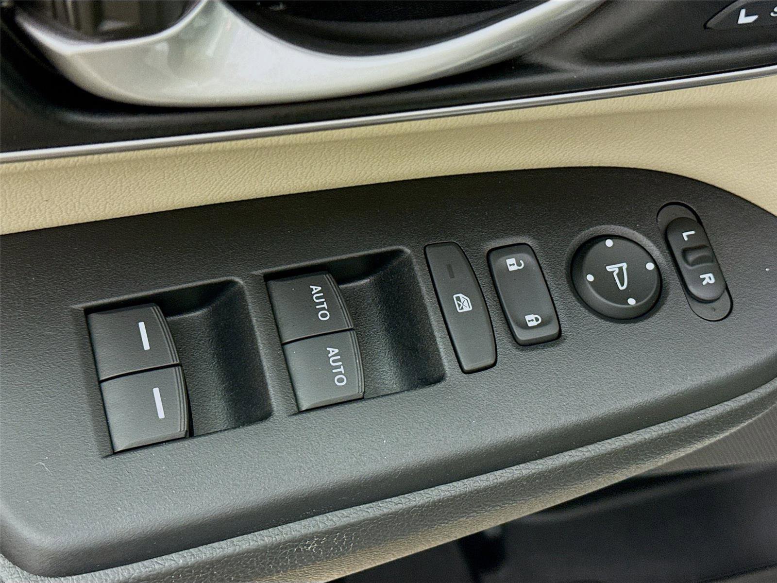 Used 2022 Honda CR-V EX-L image 21