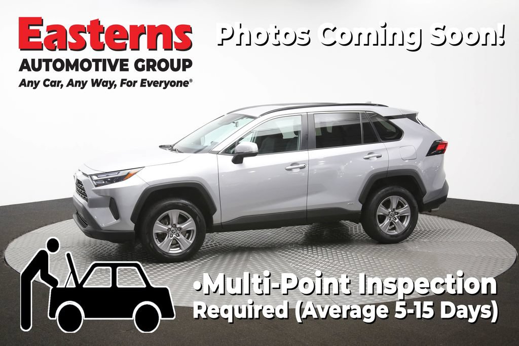 Used 2024 Toyota RAV4 XLE AWD/4WD image 56
