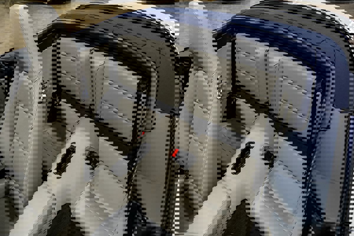 Used 2017 Porsche 911 Carrera image 32