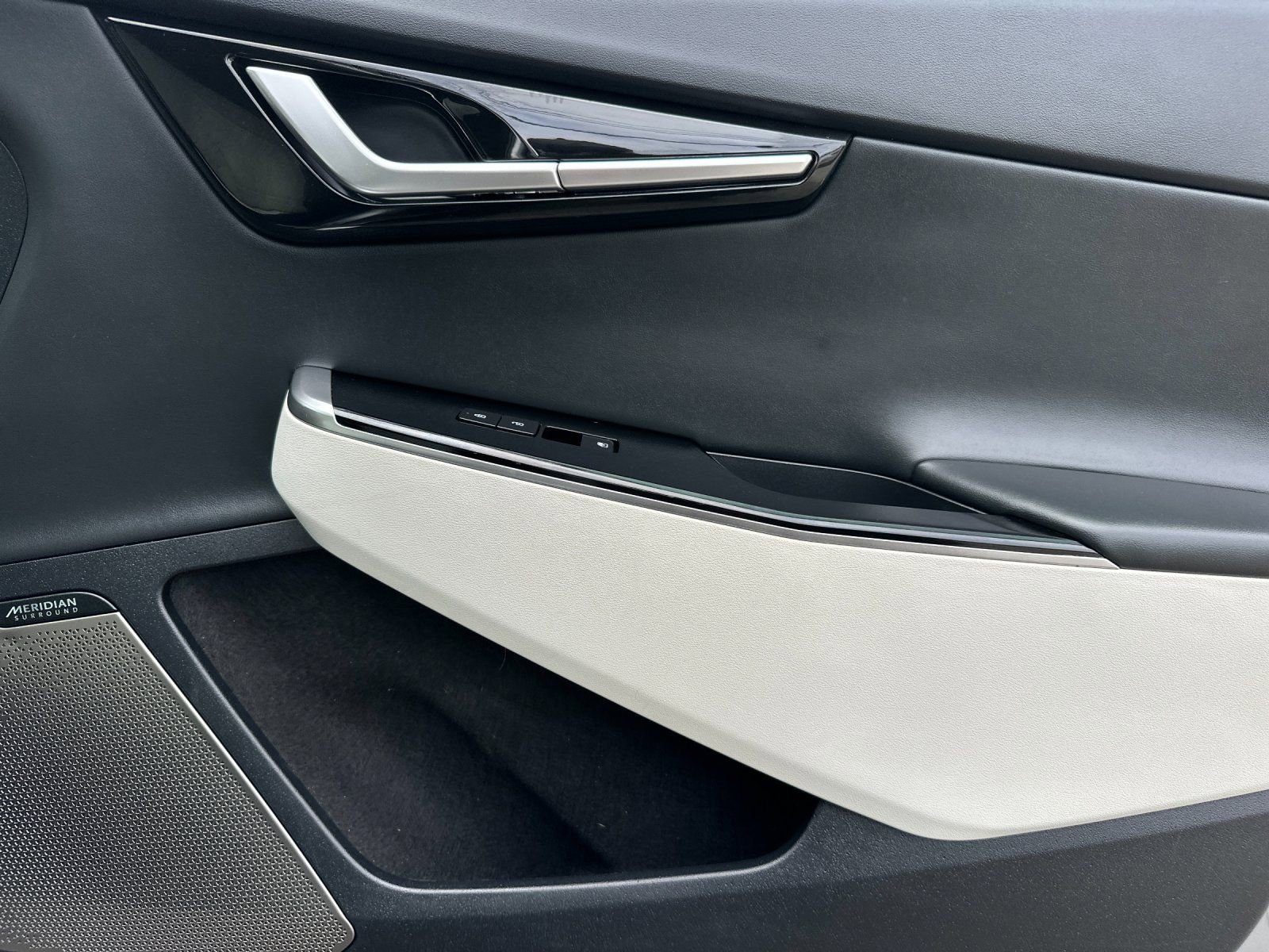 Certified 2024 Kia EV6 GT-Line w/ GT-Line White Seat Package image 22