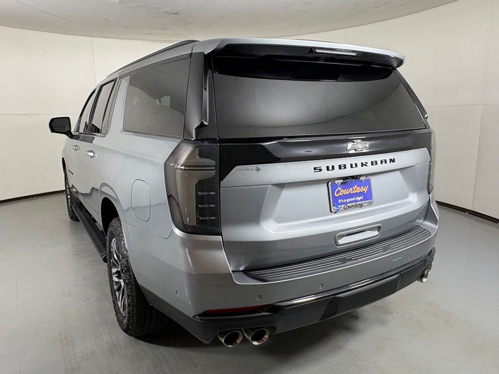 Used 2026 Chevrolet Suburban Z71 w/ Comfort Package AWD/4WD image 6