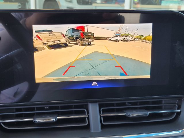 New 2026 Chevrolet Trax LT w/ Driver Confidence Package FWD image 21