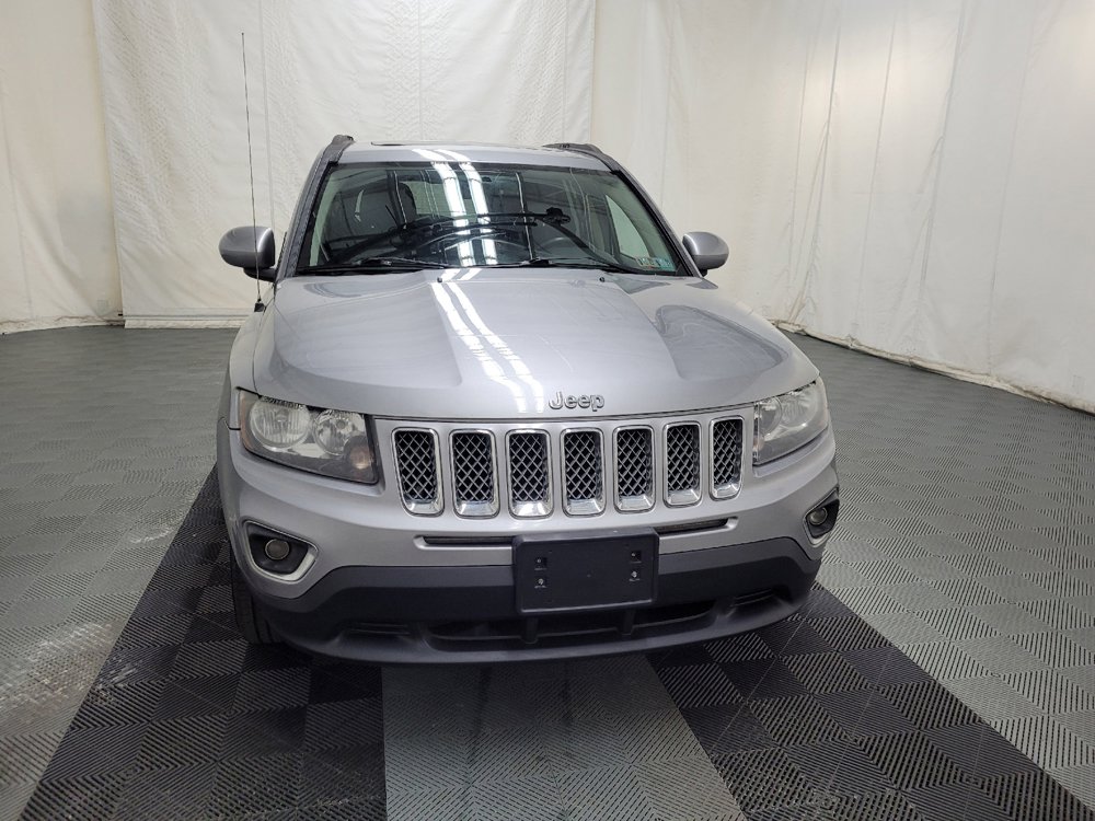 Used 2016 Jeep Compass High Altitude AWD/4WD image 14
