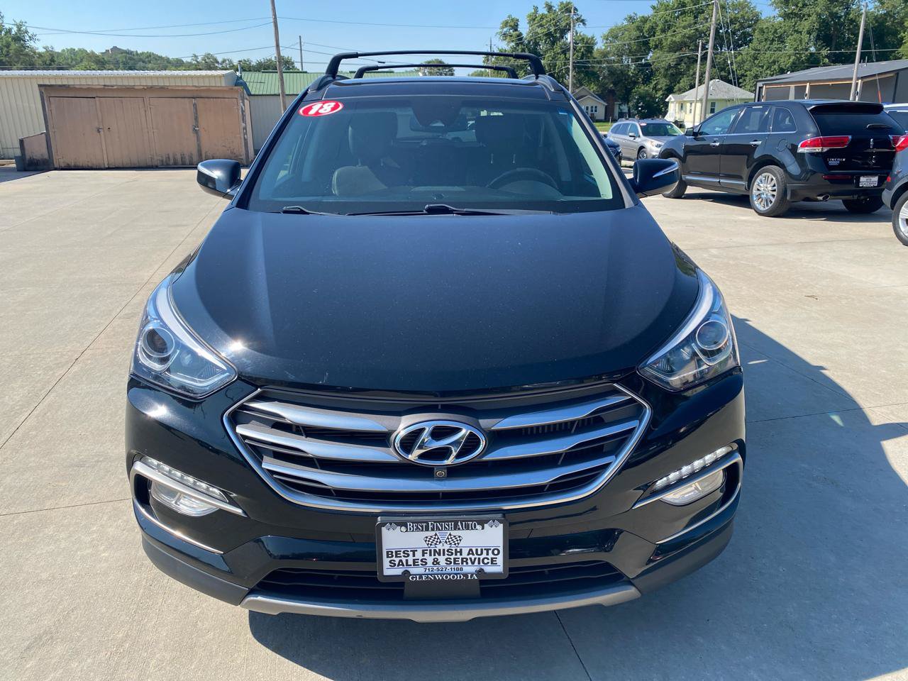 Used 2018 Hyundai Santa Fe Sport w/ 2.0T Ultimate Tech Package 05 AWD/4WD image 3