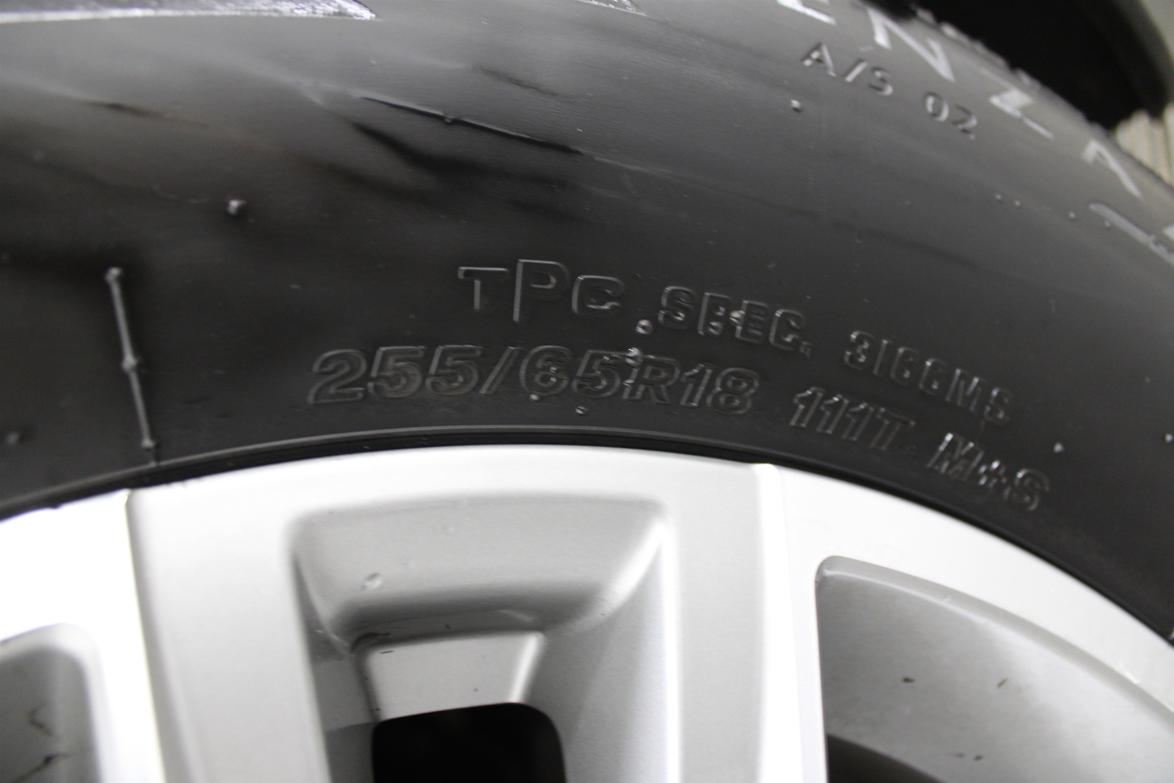 Used 2023 Chevrolet Traverse LT image 43