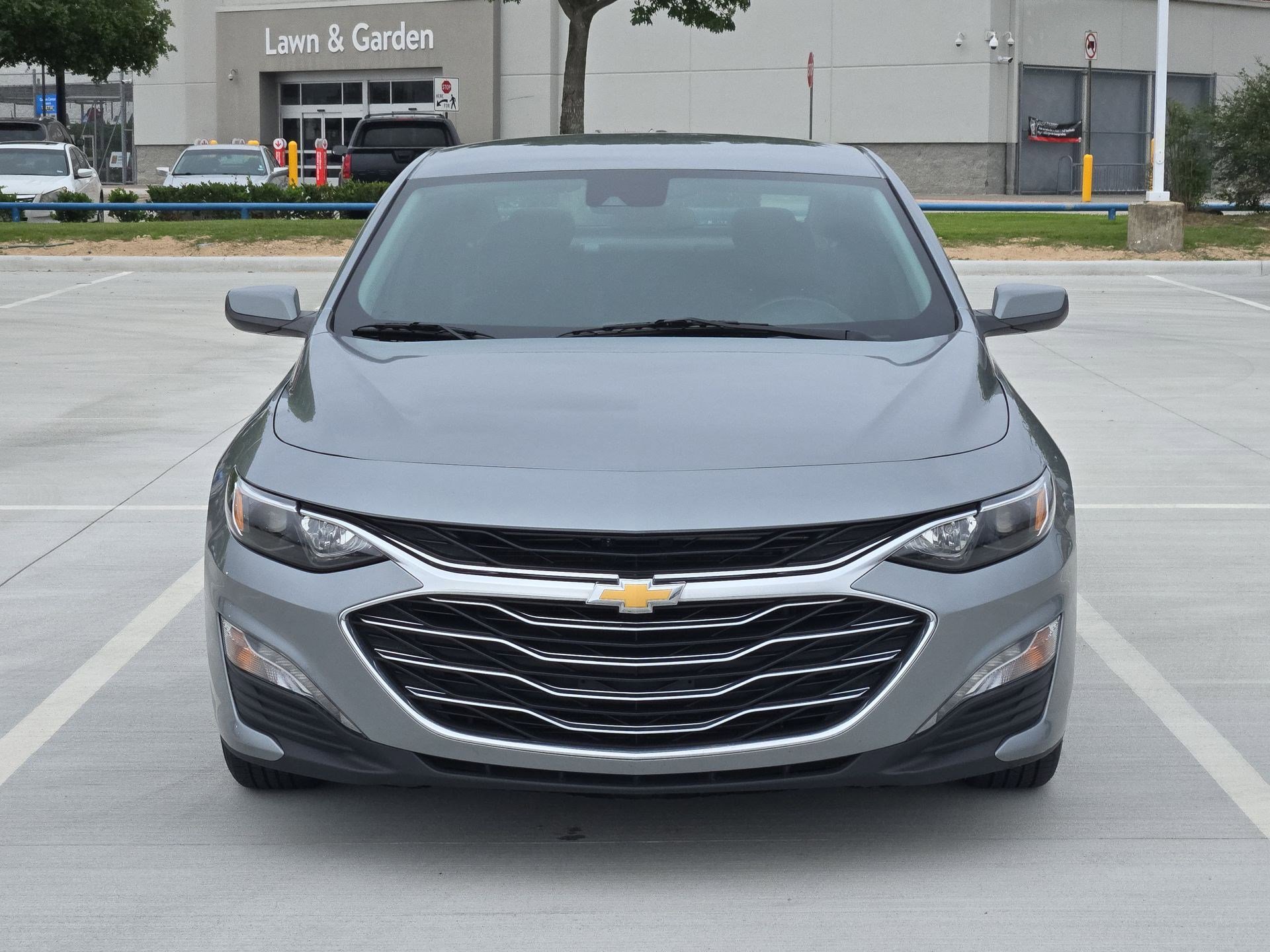 Used 2024 Chevrolet Malibu LT FWD image 9