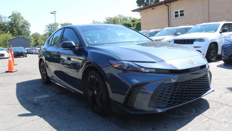 Used 2026 Toyota Camry SE w/ Multimedia Upgrade Package FWD image 3