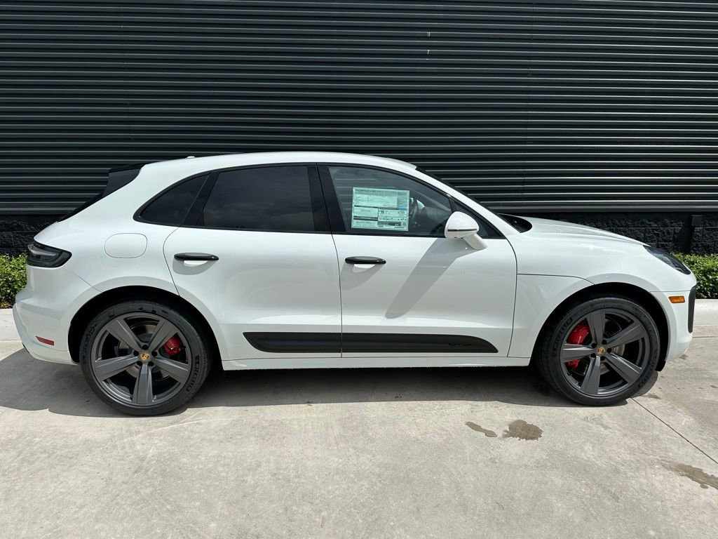 Used 2025 Porsche Macan GTS image 8