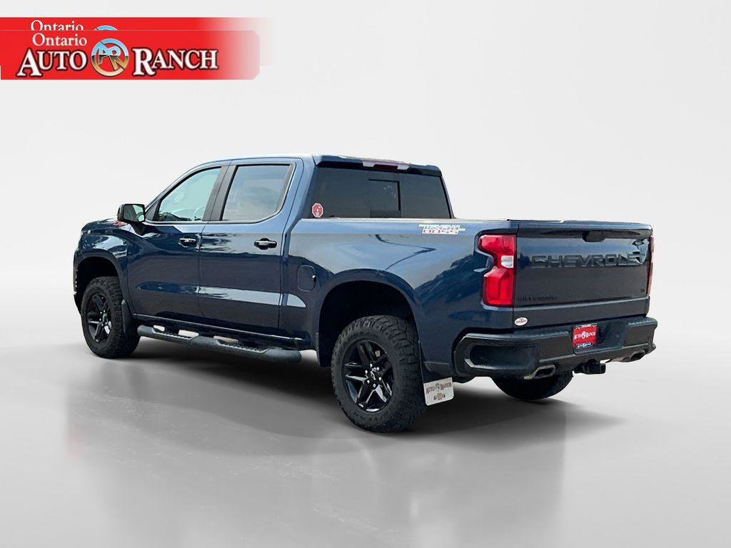 Used 2022 Chevrolet Silverado 1500 LT Trail Boss w/ LT Trail Boss Premium Package image 3