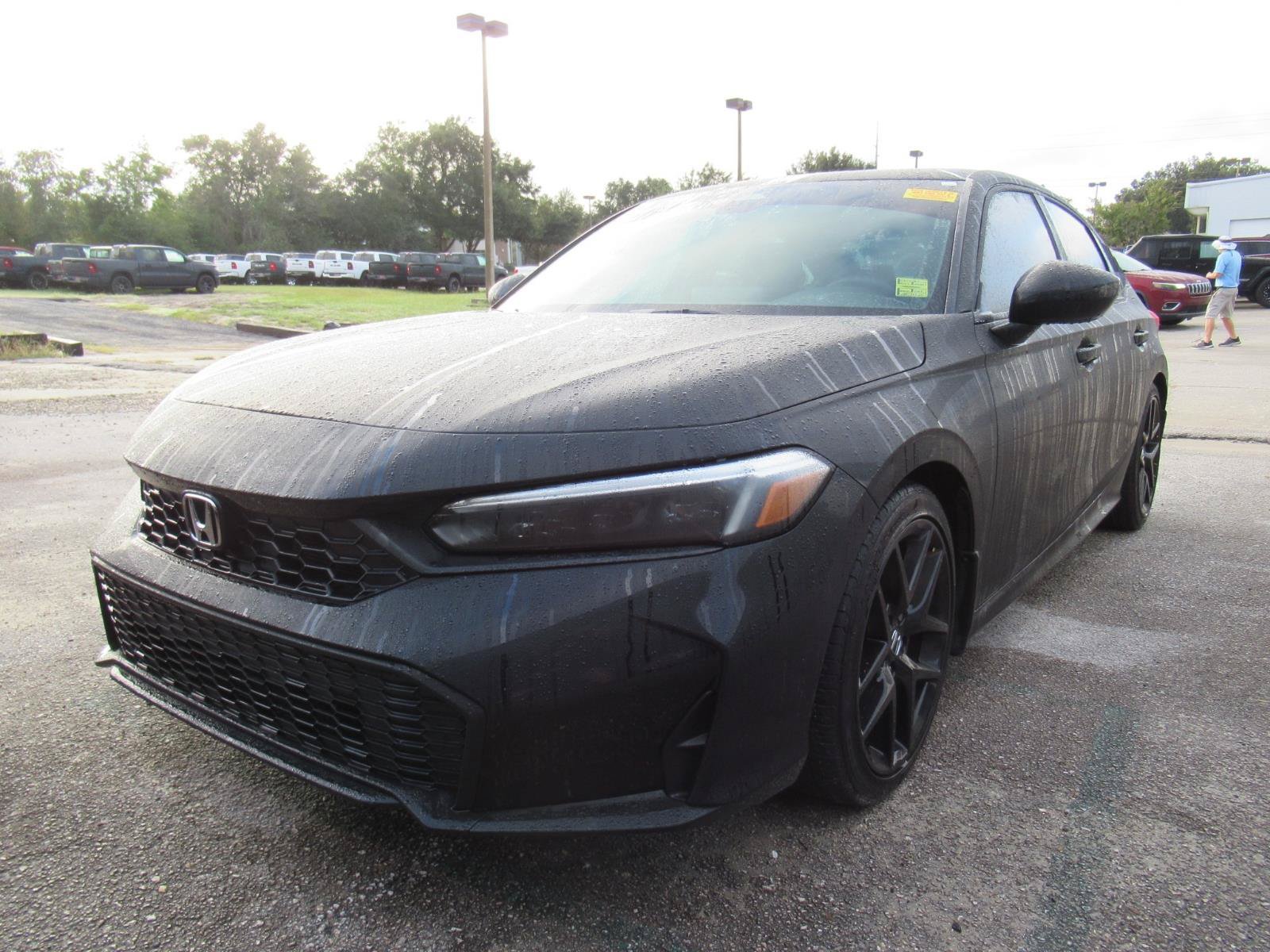 Used 2025 Honda Civic Sport image 2