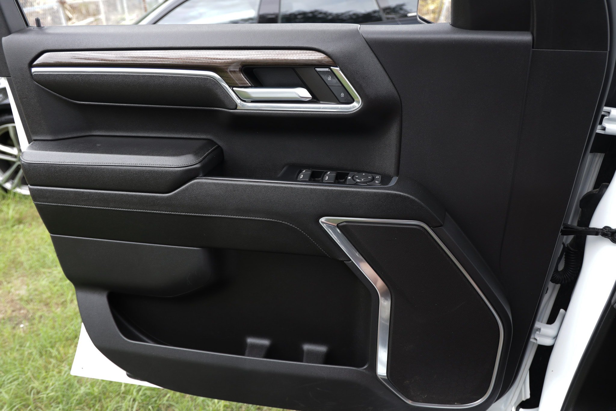 Used 2024 Chevrolet Silverado 1500 LT w/ Protection Package RWD image 47