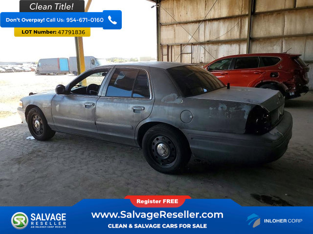 Used 2006 Ford Crown Victoria Police Interceptor RWD image 3