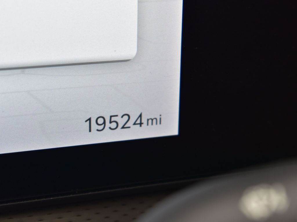 Used 2023 Genesis GV60 Performance image 14