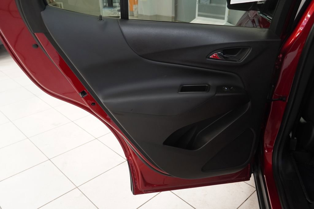 Used 2024 Chevrolet Equinox LT w/ LPO, Floor Liner Package AWD/4WD image 22