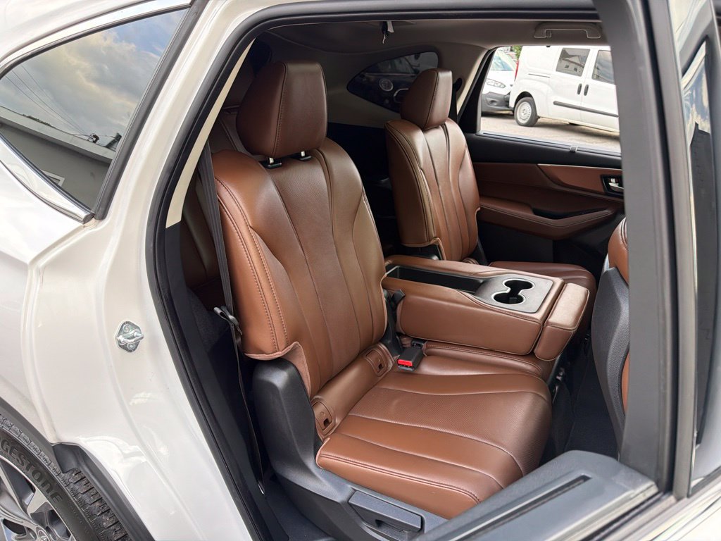 Used 2024 Acura MDX w/ Technology Package AWD/4WD image 18