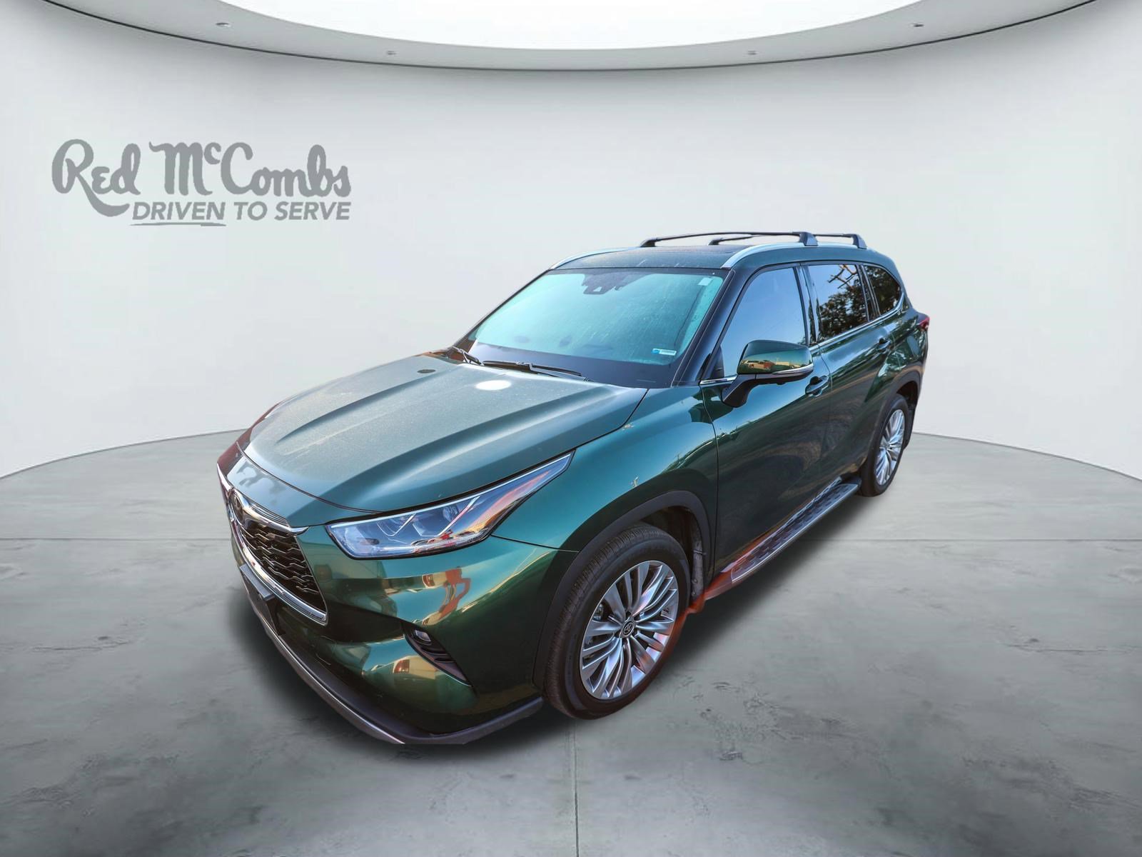 Used 2025 Toyota Highlander Platinum AWD/4WD image 1