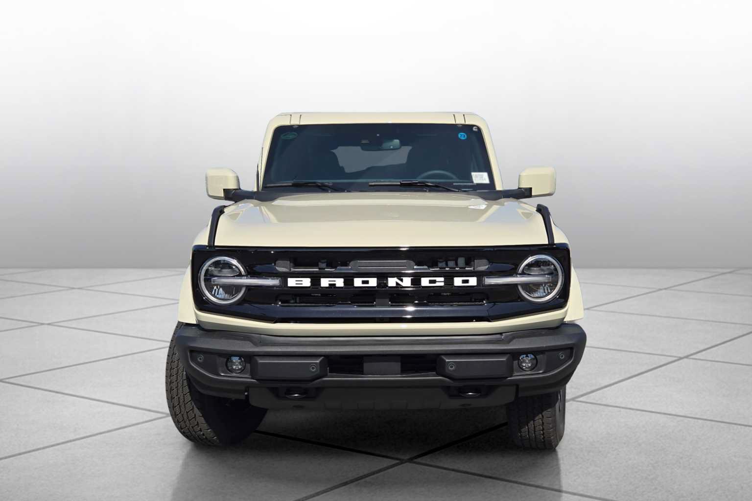 New 2026 Ford Bronco Outer Banks AWD/4WD image 3
