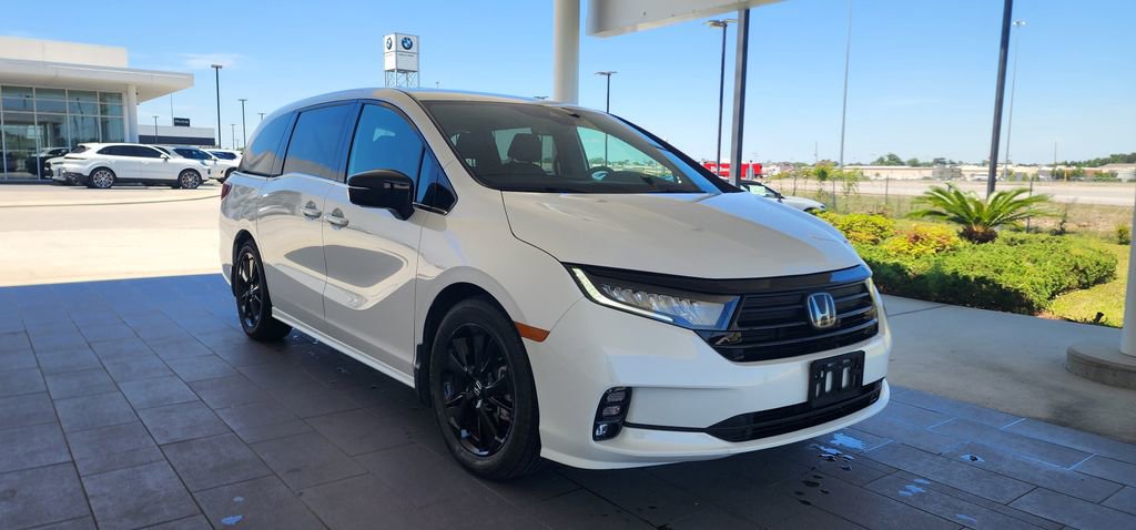 Used 2024 Honda Odyssey Sport image 6