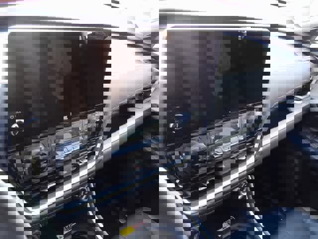 Used 2024 Toyota Grand Highlander Limited image 9