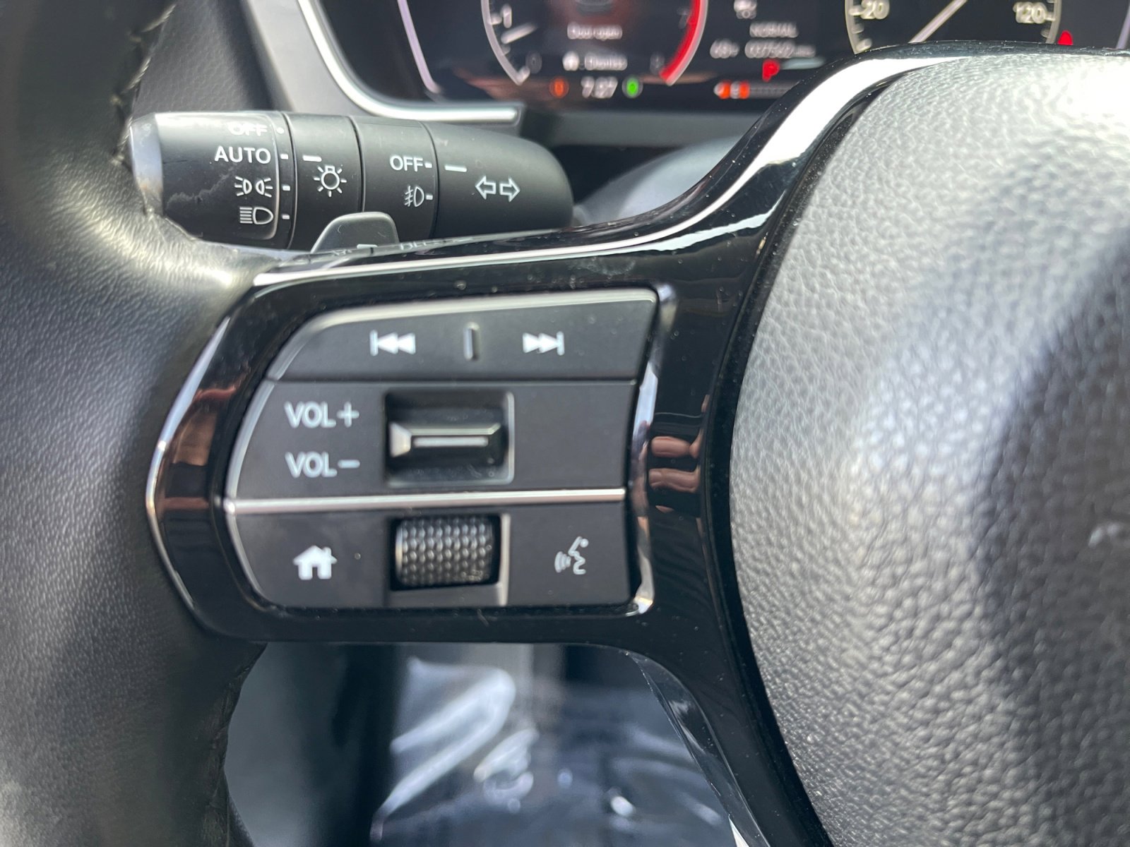 Used 2024 Honda Pilot EX-L image 22