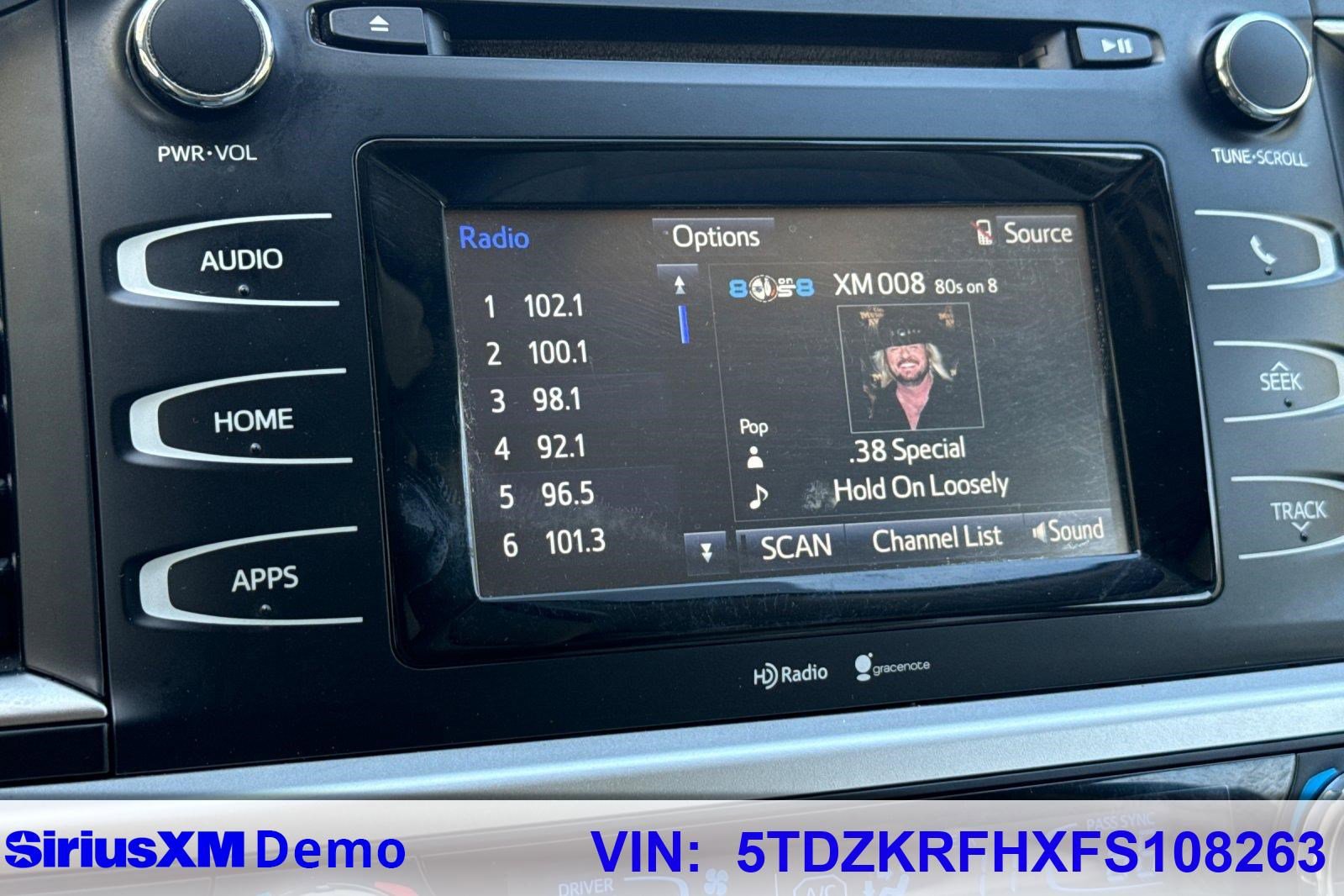 Used 2015 Toyota Highlander Plus FWD image 35