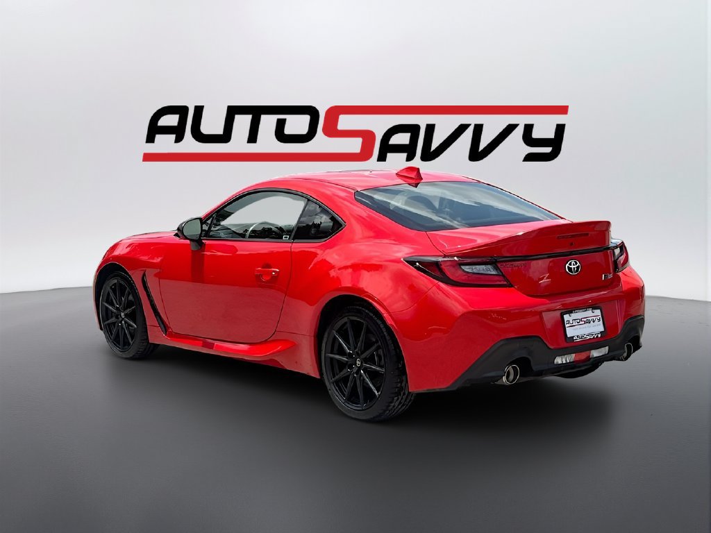 Used 2025 Toyota GR86 Premium w/ ALL Weather Mat Package (TMS) RWD image 5
