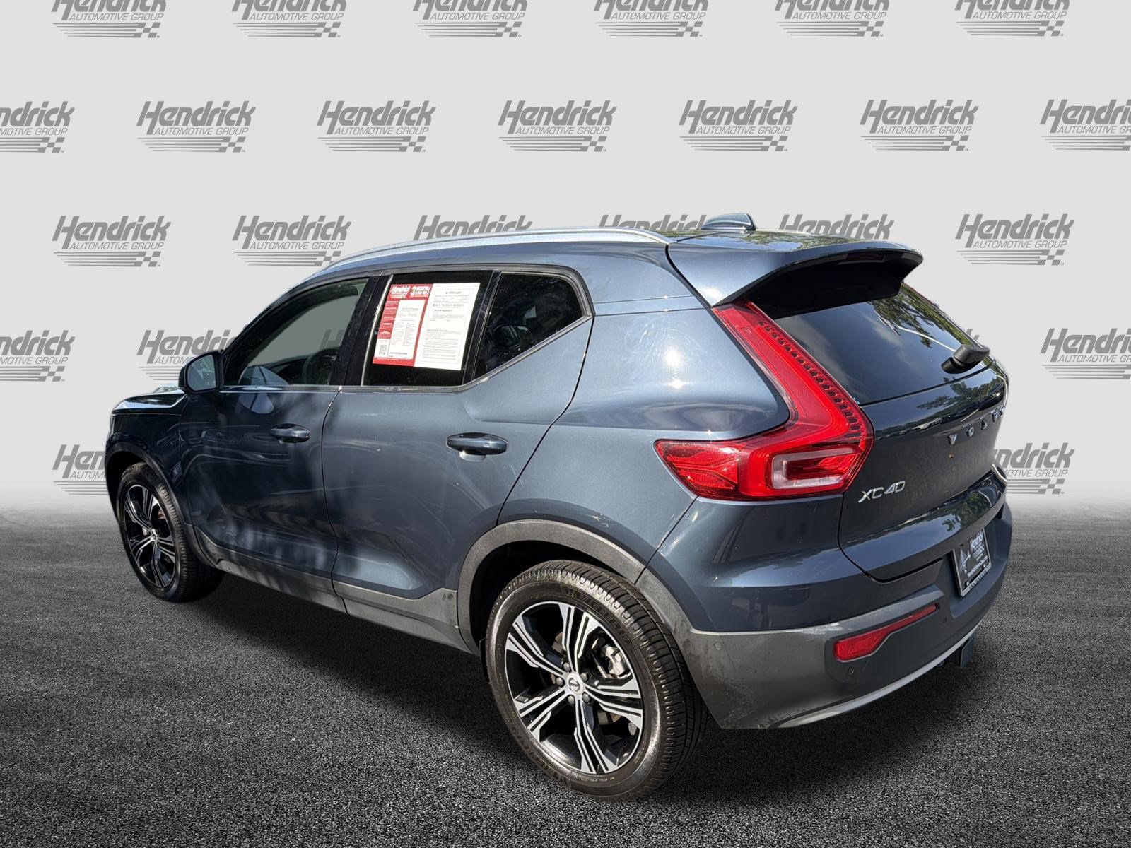 Certified 2022 Volvo XC40 T5 Inscription w/ Advanced Package AWD/4WD image 8