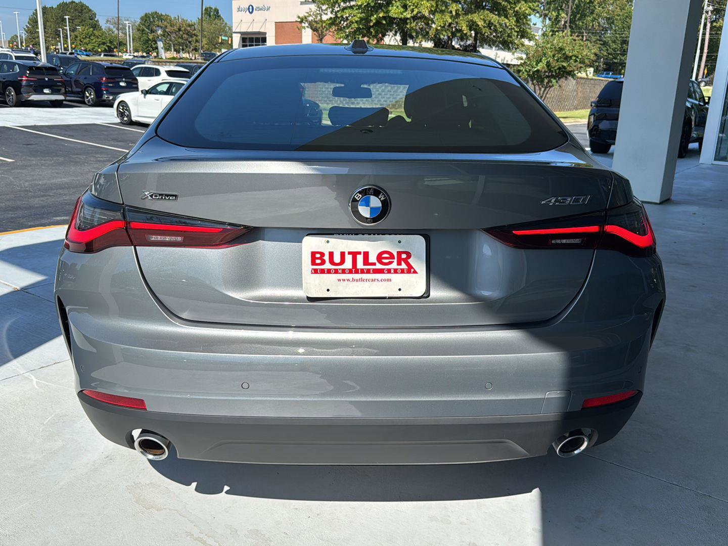 Used 2025 BMW 430i xDrive w/ Premium Package image 4