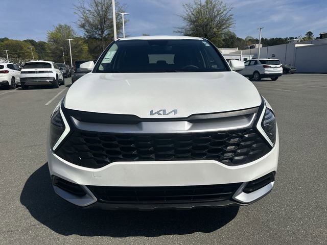 Used 2025 Kia Sportage LX image 8
