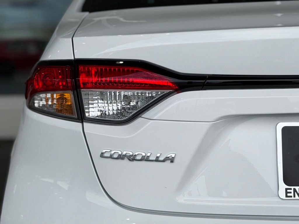 Used 2026 Toyota Corolla LE FWD image 10