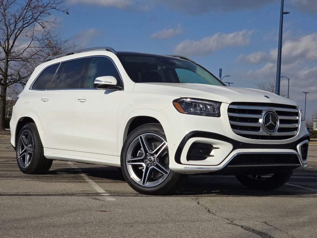 New 2026 Mercedes-Benz GLS 450 4MATIC image 2