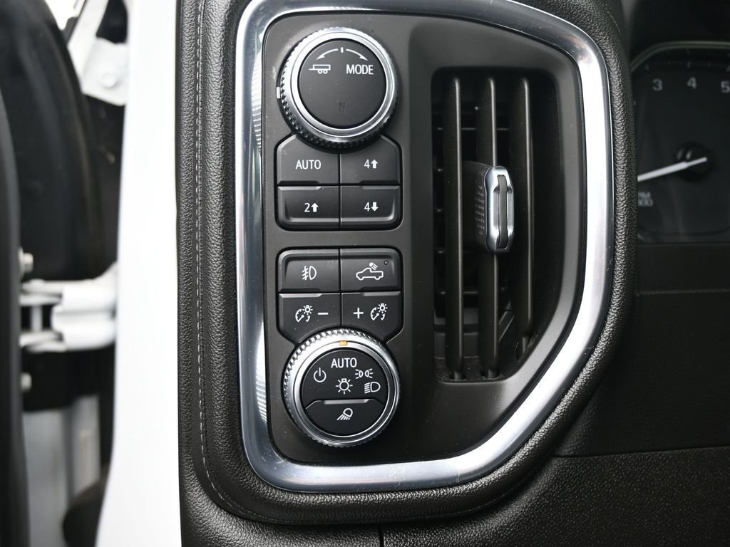 Used 2021 GMC Sierra 2500 SLT w/ SLT Convenience Package image 19