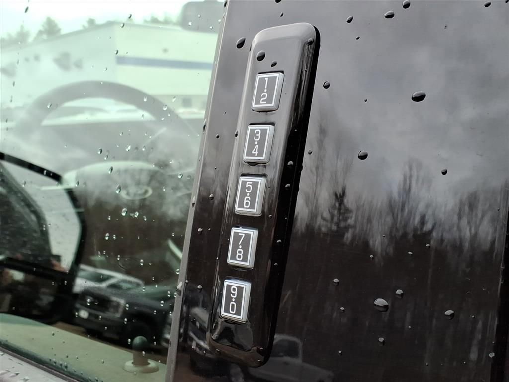 New 2026 Ford F250 Lariat w/ Lariat Ultimate Package image 17