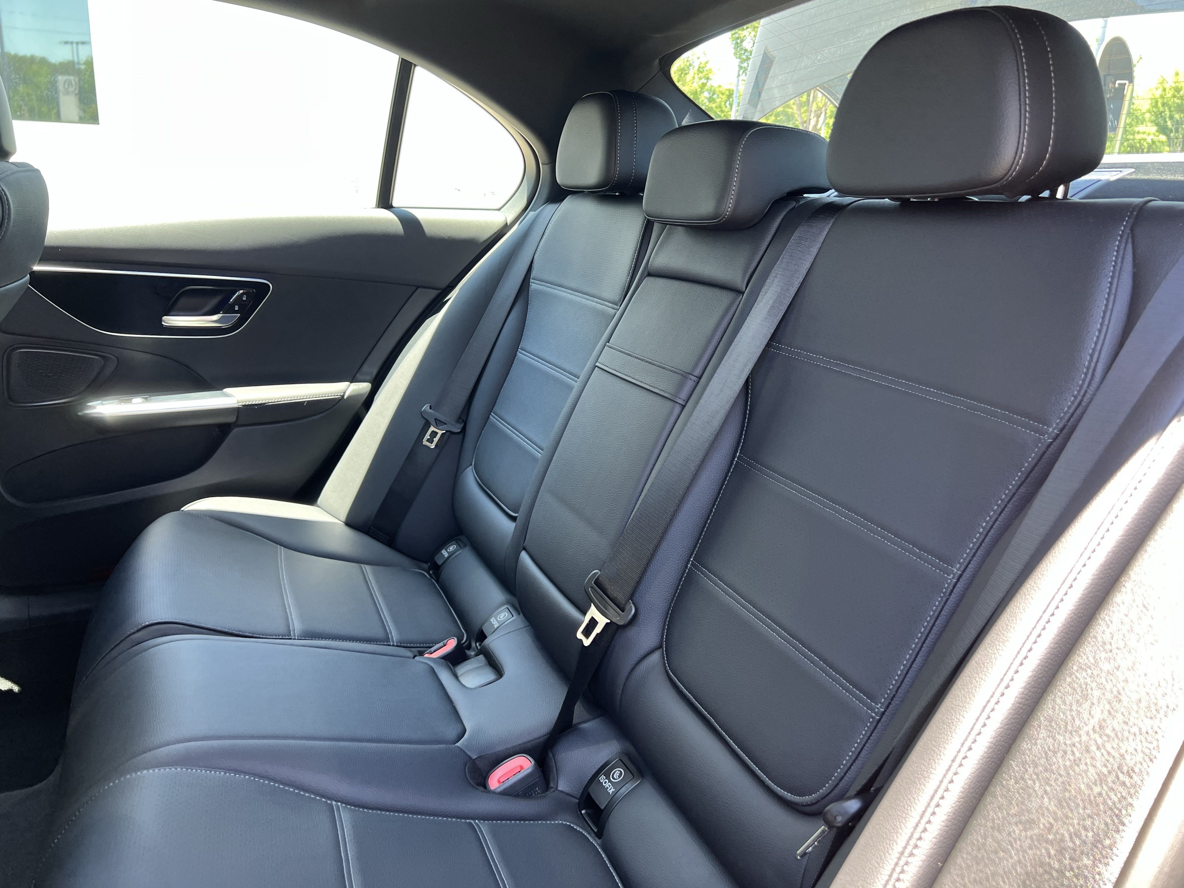 Certified 2025 Mercedes-Benz C 300 4MATIC Sedan image 33