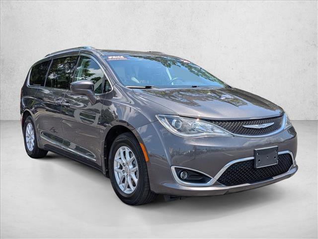 Used 2020 Chrysler Pacifica Touring-L FWD video 3