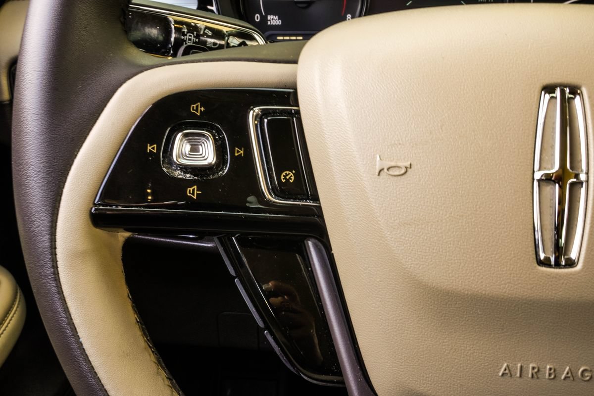 Used 2022 Lincoln Corsair FWD image 33