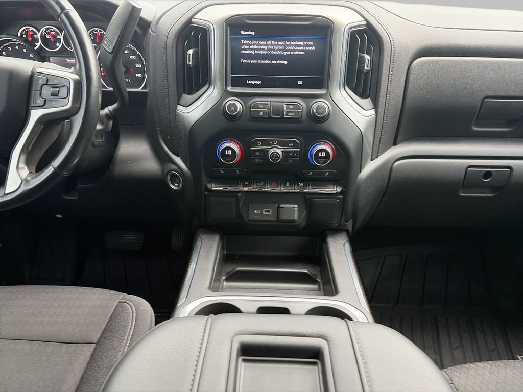 Used 2021 Chevrolet Silverado 1500 LT AWD/4WD image 11