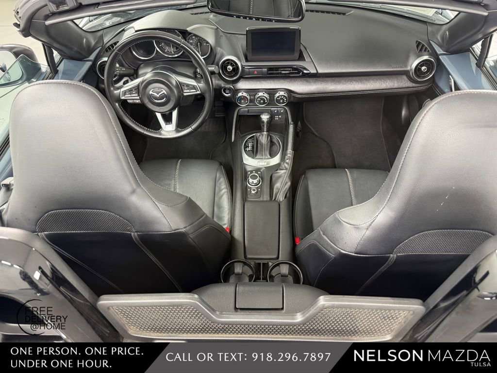 Used 2020 MAZDA MX-5 Miata Grand Touring w/ Appearance Package RWD image 38