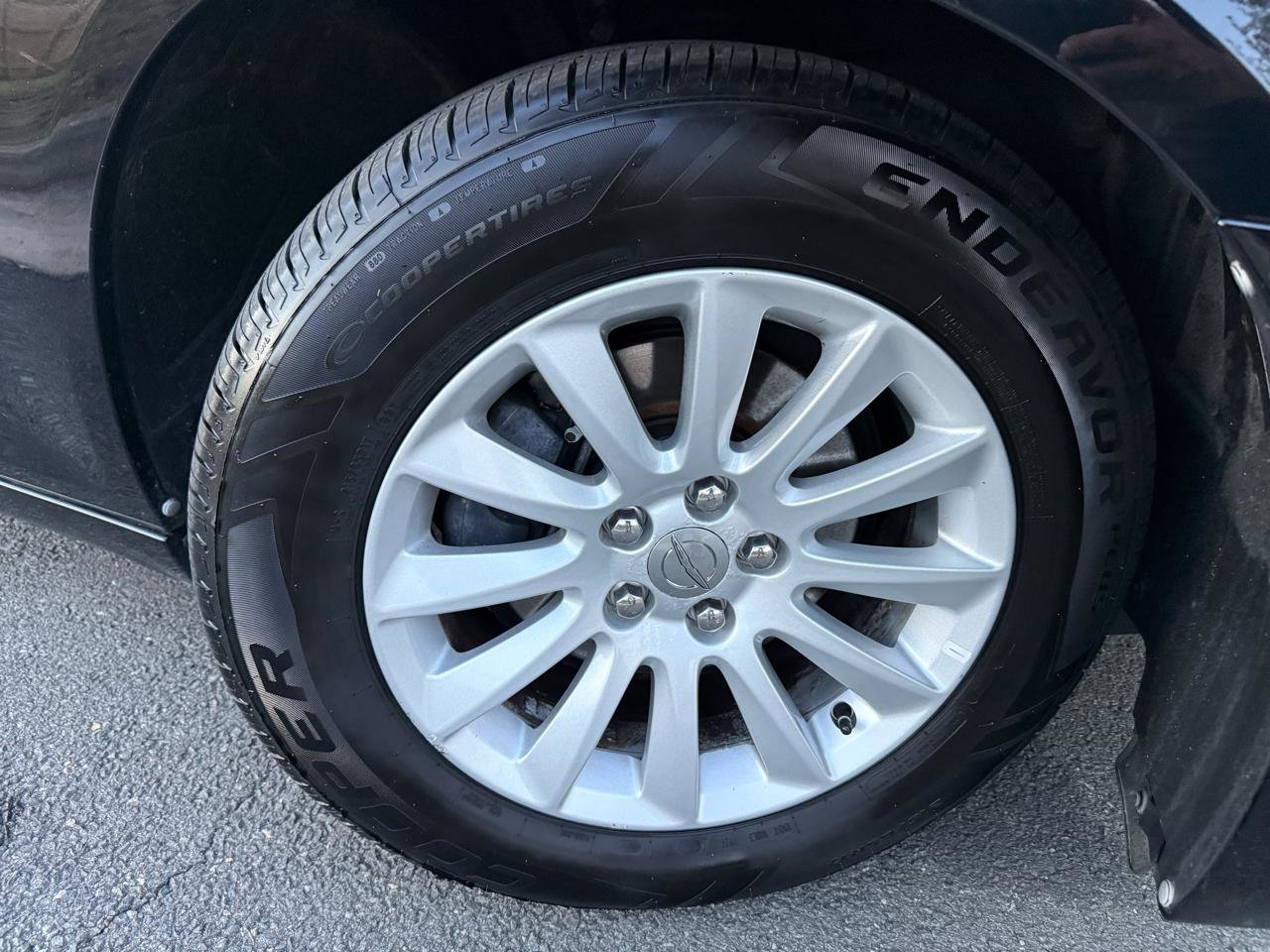 Used 2014 Chrysler 300 image 41