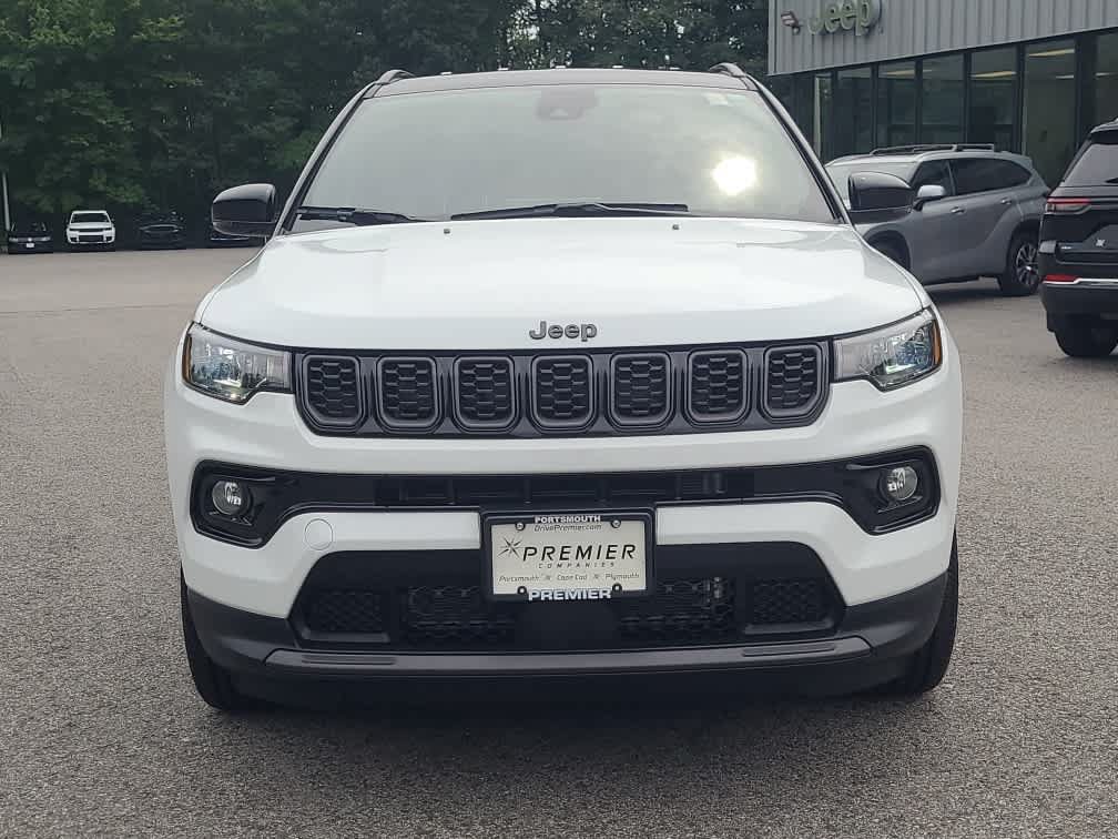 Used 2026 Jeep Compass Limited AWD/4WD image 3